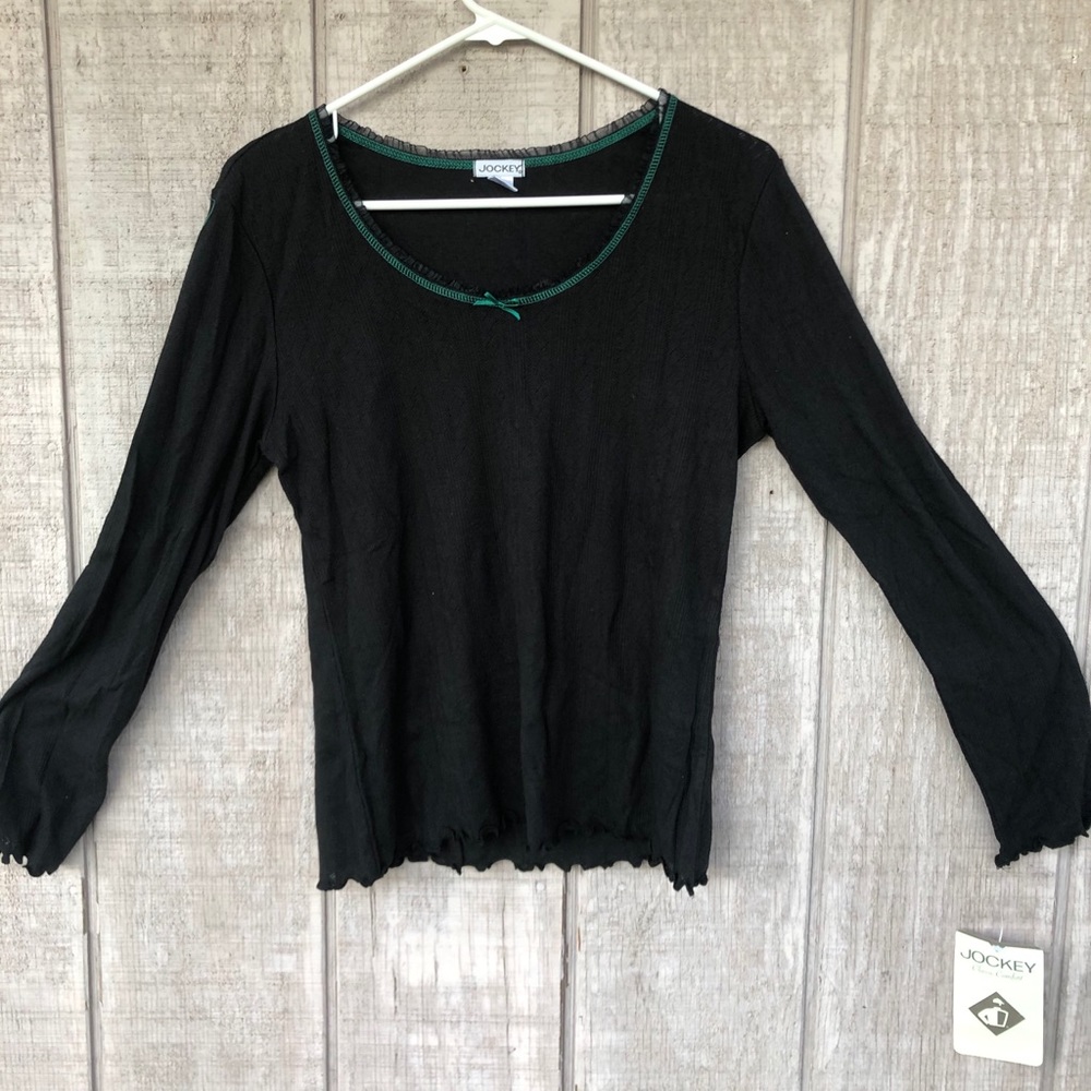 Women’s shirt